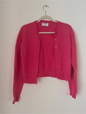 Old Navy Bright Pink Button-Up Cropped Cardigan
